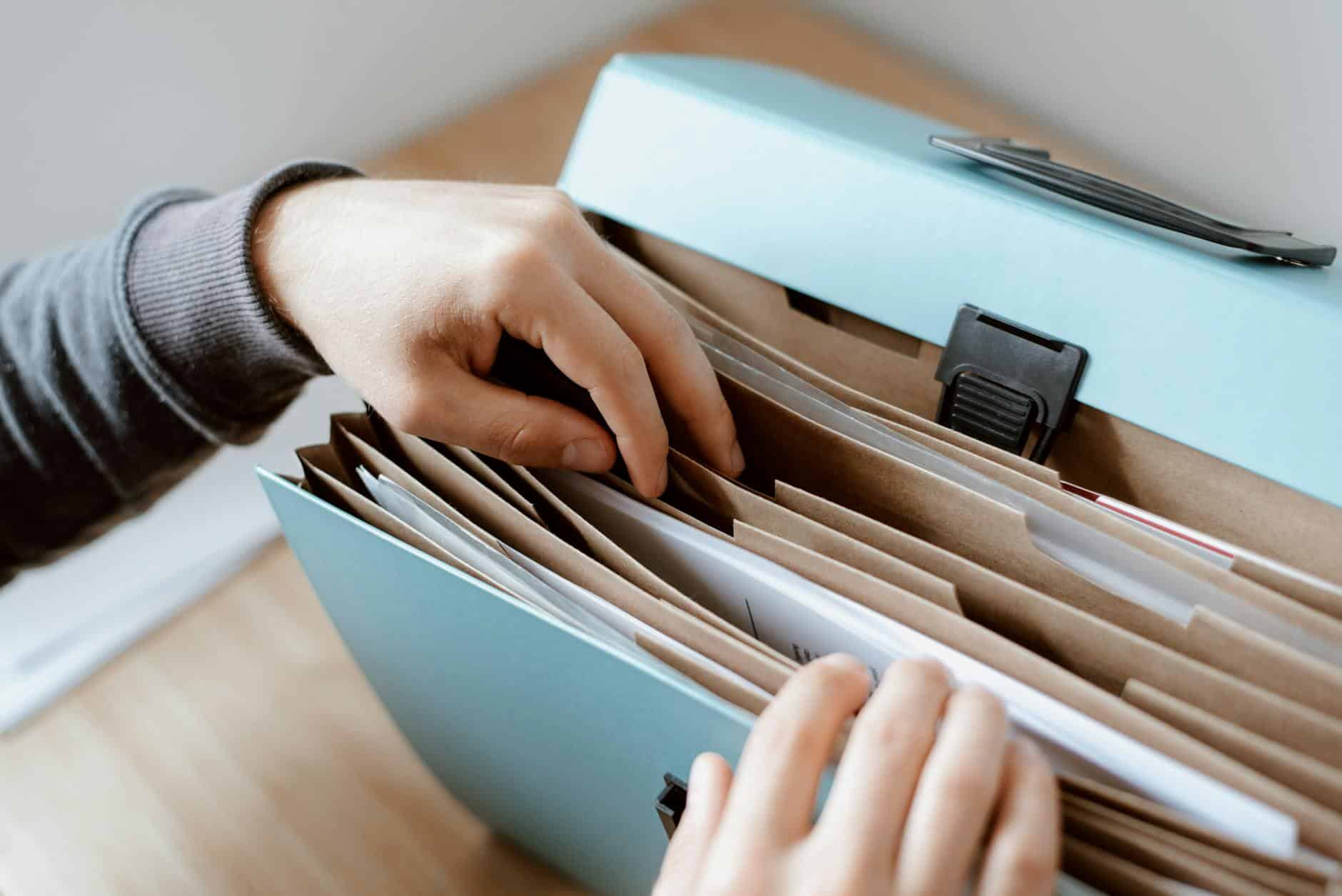 Business owner evaluating how to choose the best multi-currency business account
